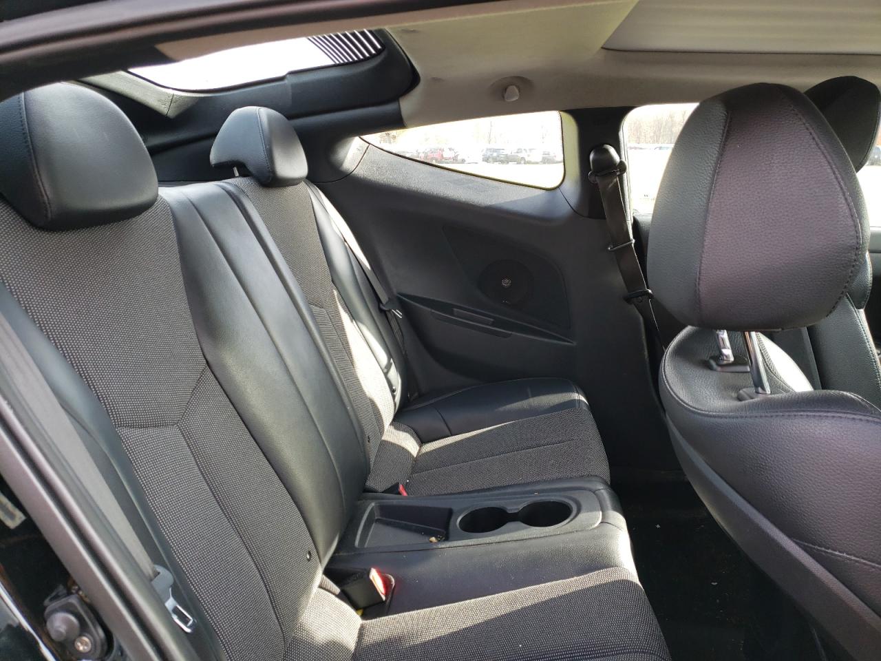 Photo 6 from auction – 2012 HYUNDAI VELOSTER with VIN KMHTC6AD3CU061134