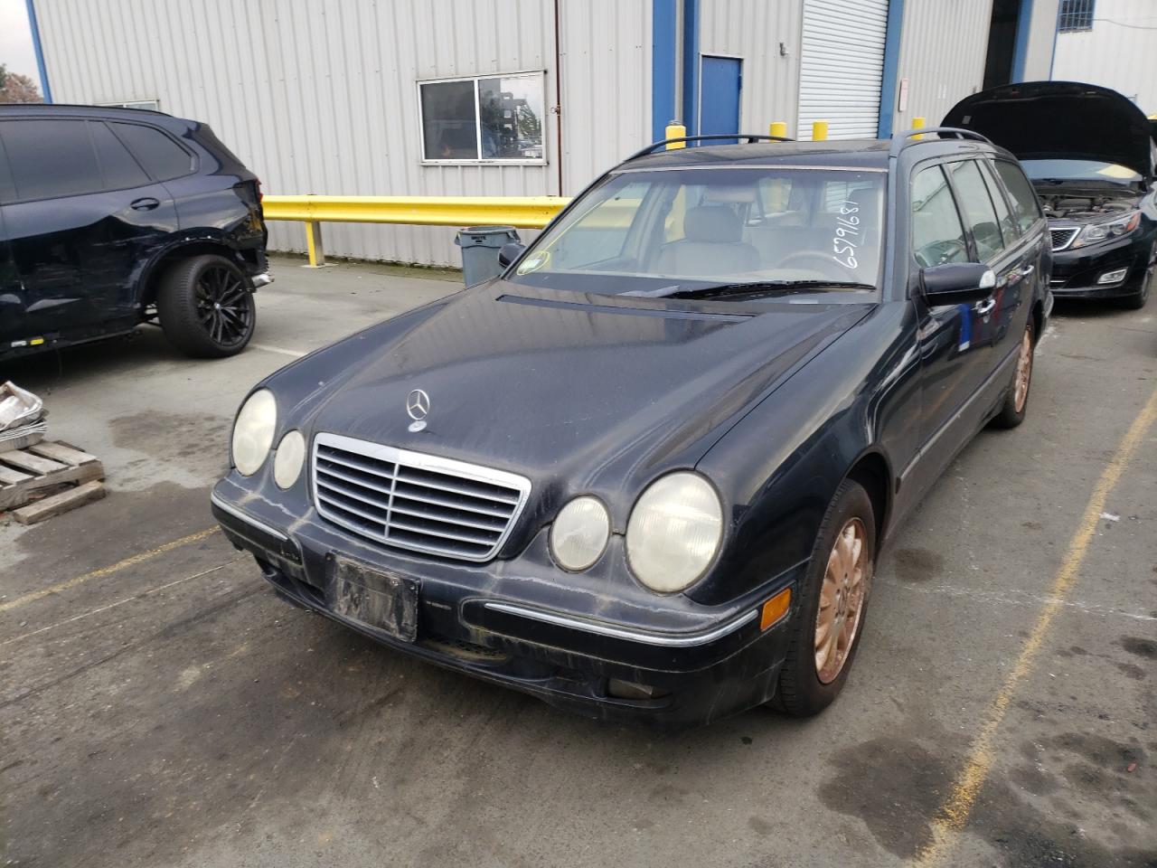Photo 2 from auction – 2002 MERCEDES-BENZ E320 with VIN WDBJH65J52B430808