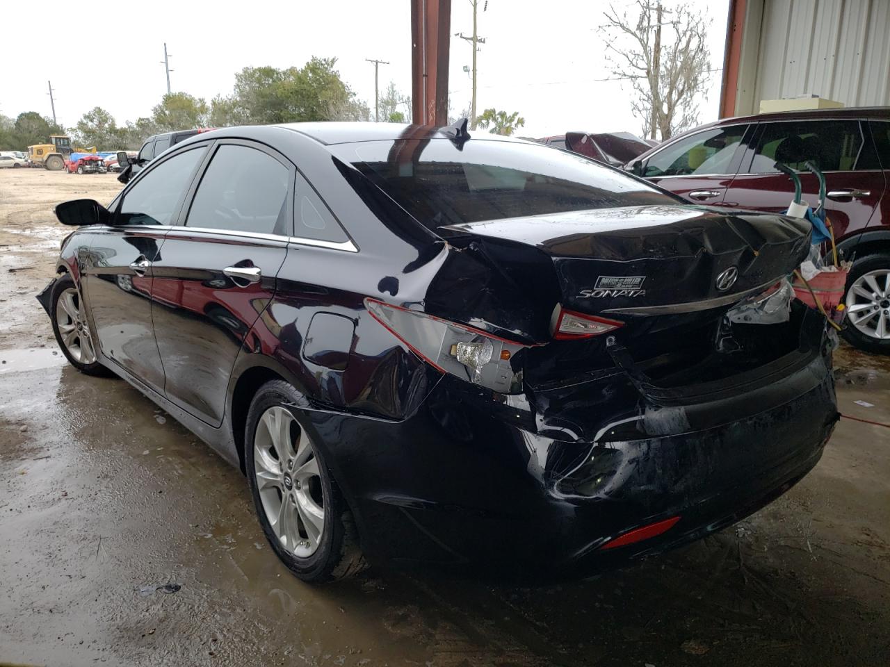Photo 3 from auction – 2011 HYUNDAI SONATA SE with VIN 5NPEC4AC8BH097449