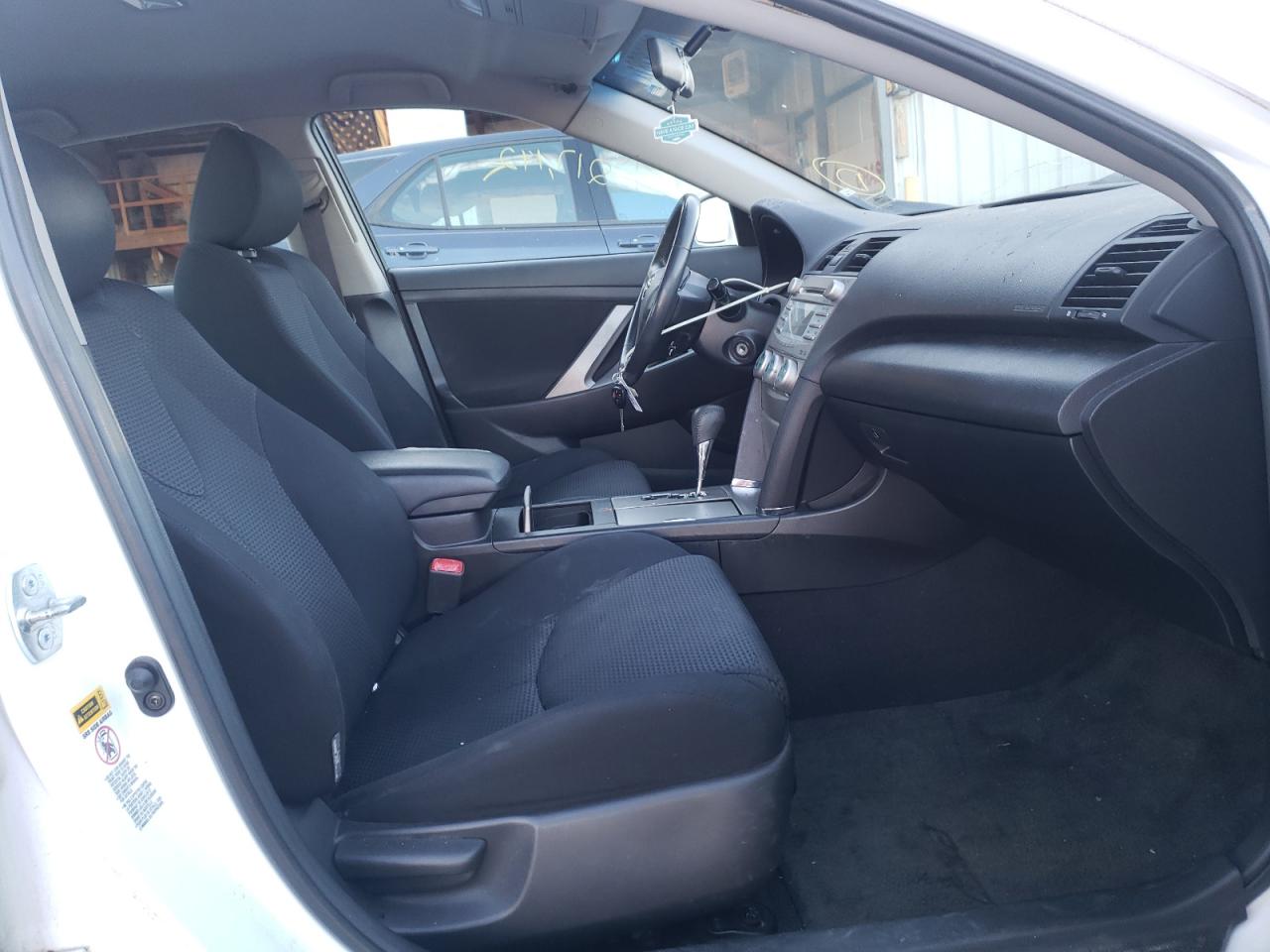 Photo 5 from auction – 2007 TOYOTA CAMRY CE with VIN 4T1BE46K47U525457