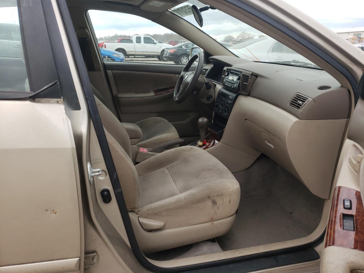 Photo 5 from auction – 2006 TOYOTA COROLLA with VIN 1NXBR32E46Z630755