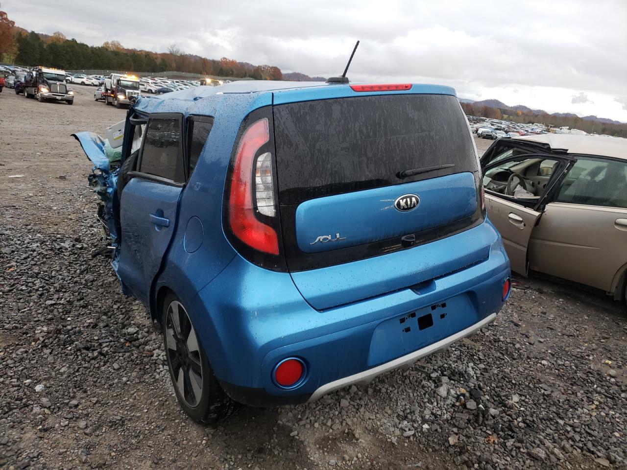 Photo 3 from auction – 2019 KIA SOUL + with VIN KNDJP3A52K7671398