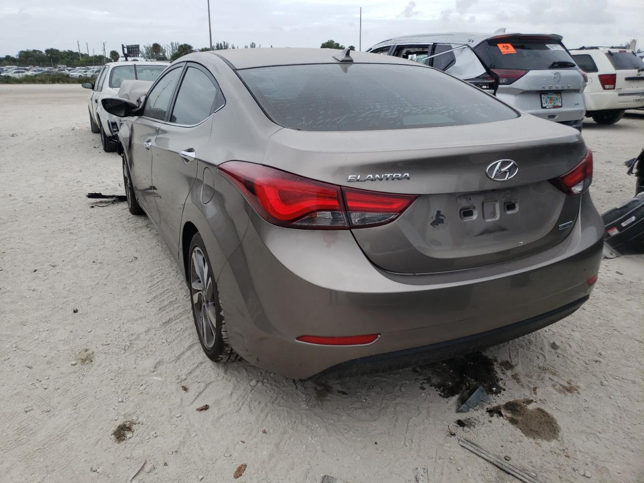 Photo 3 from auction – 2016 HYUNDAI ELANTRA SE with VIN 5NPDH4AE7GH659329