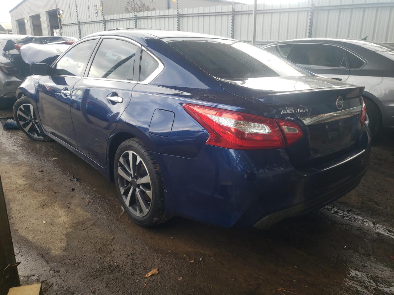 Photo 3 from auction – 2016 NISSAN ALTIMA 2.5 with VIN 1N4AL3AP4GC176847