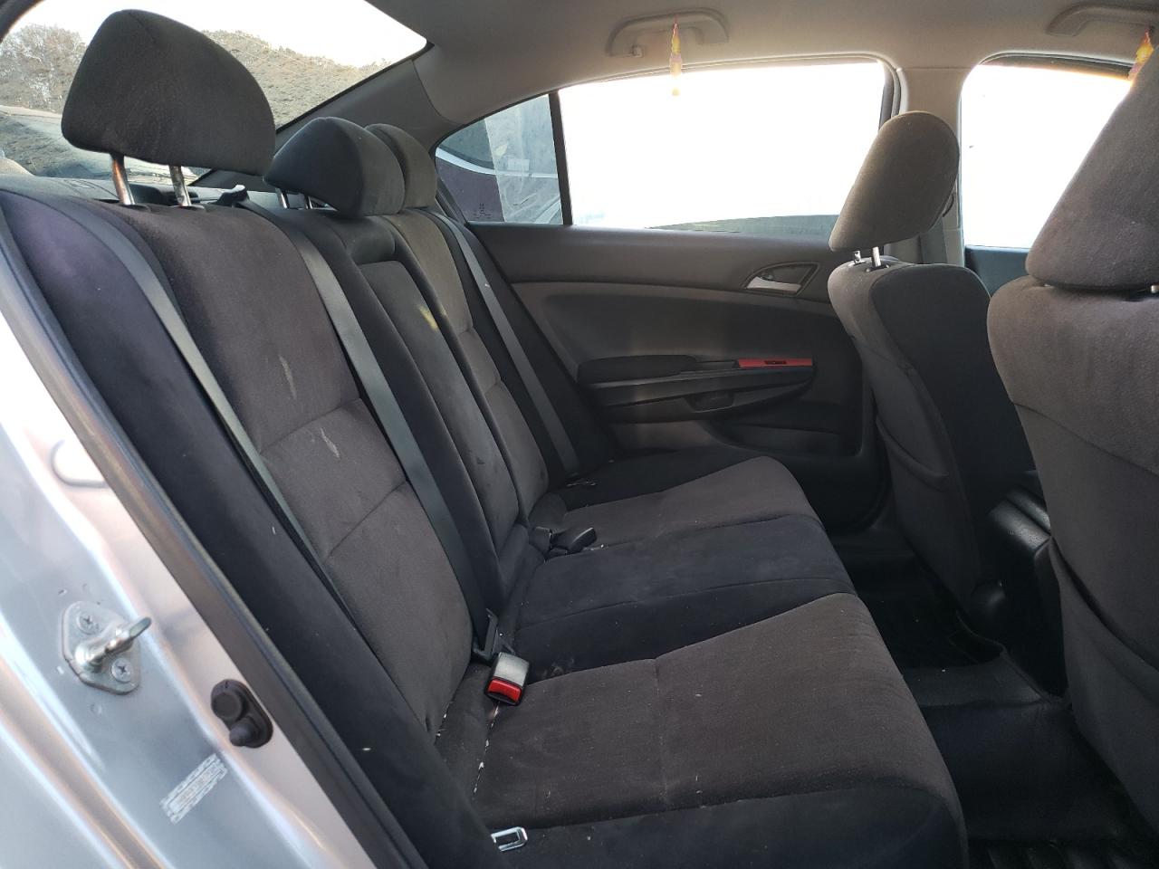 Photo 6 from auction – 2010 HONDA ACCORD LX with VIN 1HGCP2F33AA173305