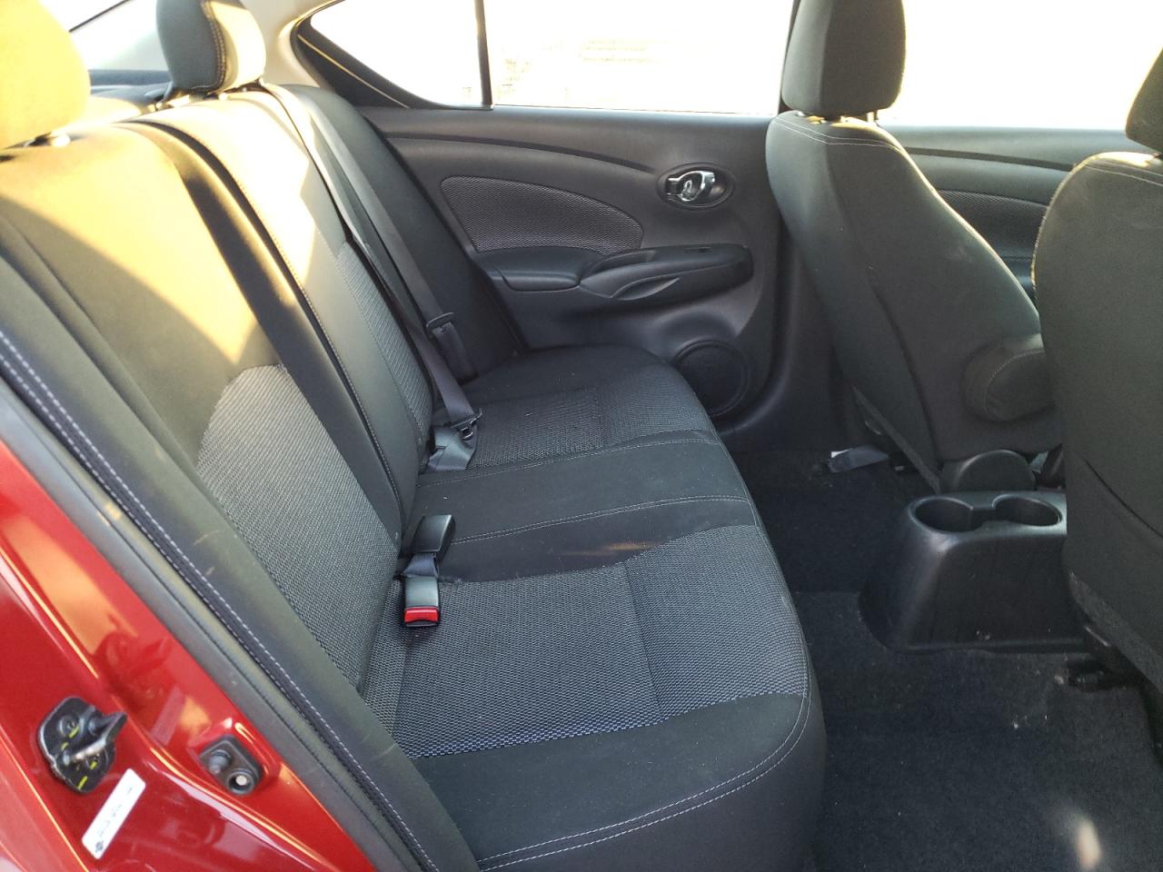 Photo 6 from auction – 2019 NISSAN VERSA S with VIN 3N1CN7AP7KL825447
