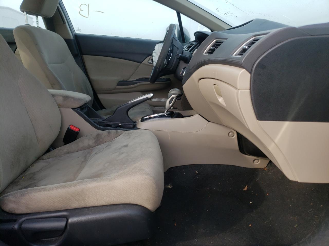 Photo 5 from auction – 2013 HONDA CIVIC LX with VIN 19XFB2F53DE051931
