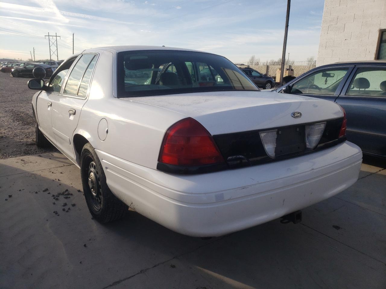 Photo 3 from auction – 2008 FORD CROWN VICT with VIN 2FAFP71VX8X169356