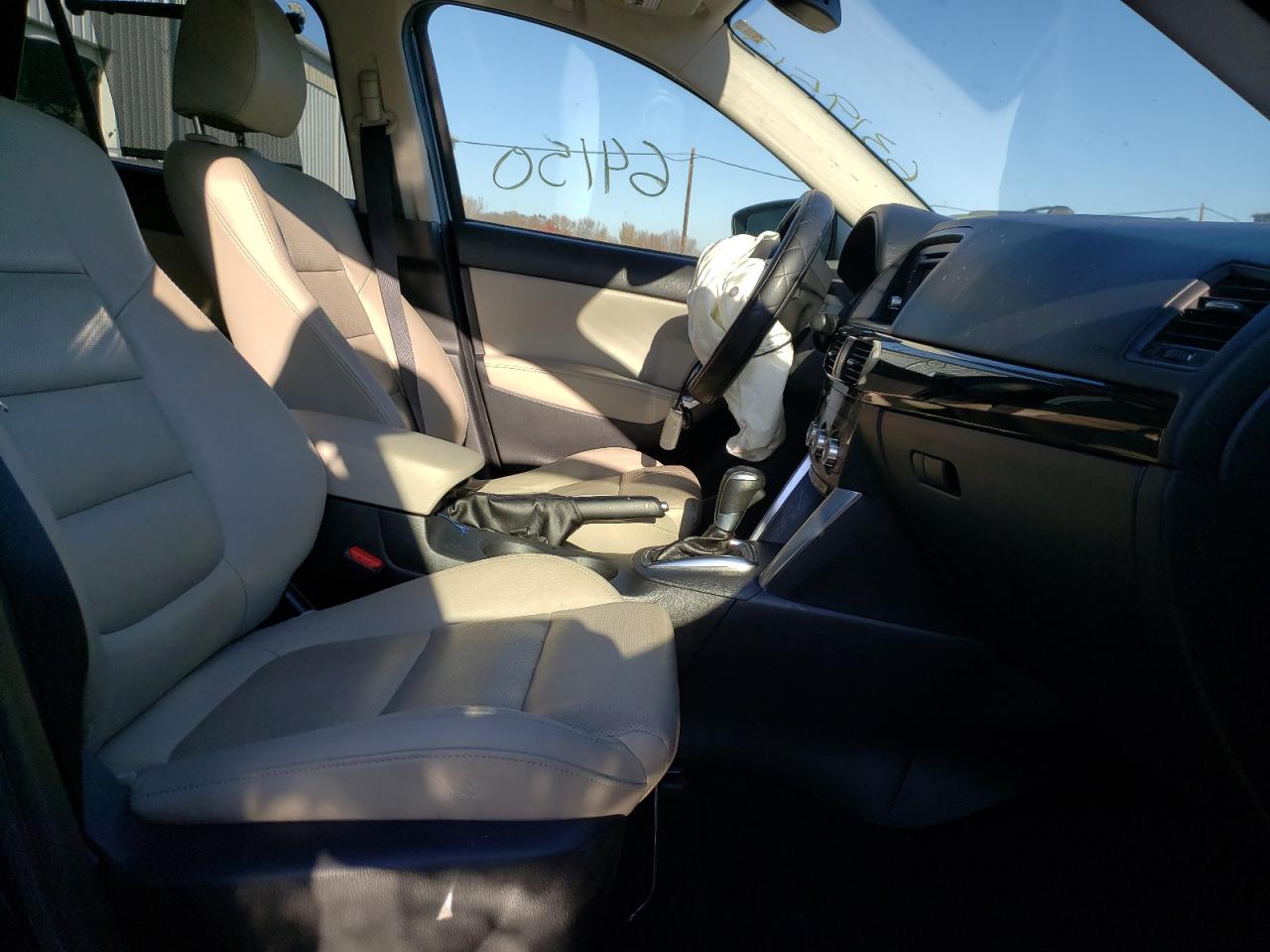 Photo 5 from auction – 2015 MAZDA CX-5 GT with VIN JM3KE4DY5F0552739