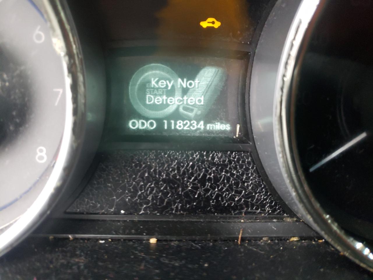 Photo 8 from auction – 2011 HYUNDAI SONATA SE with VIN 5NPEC4AB2BH316865