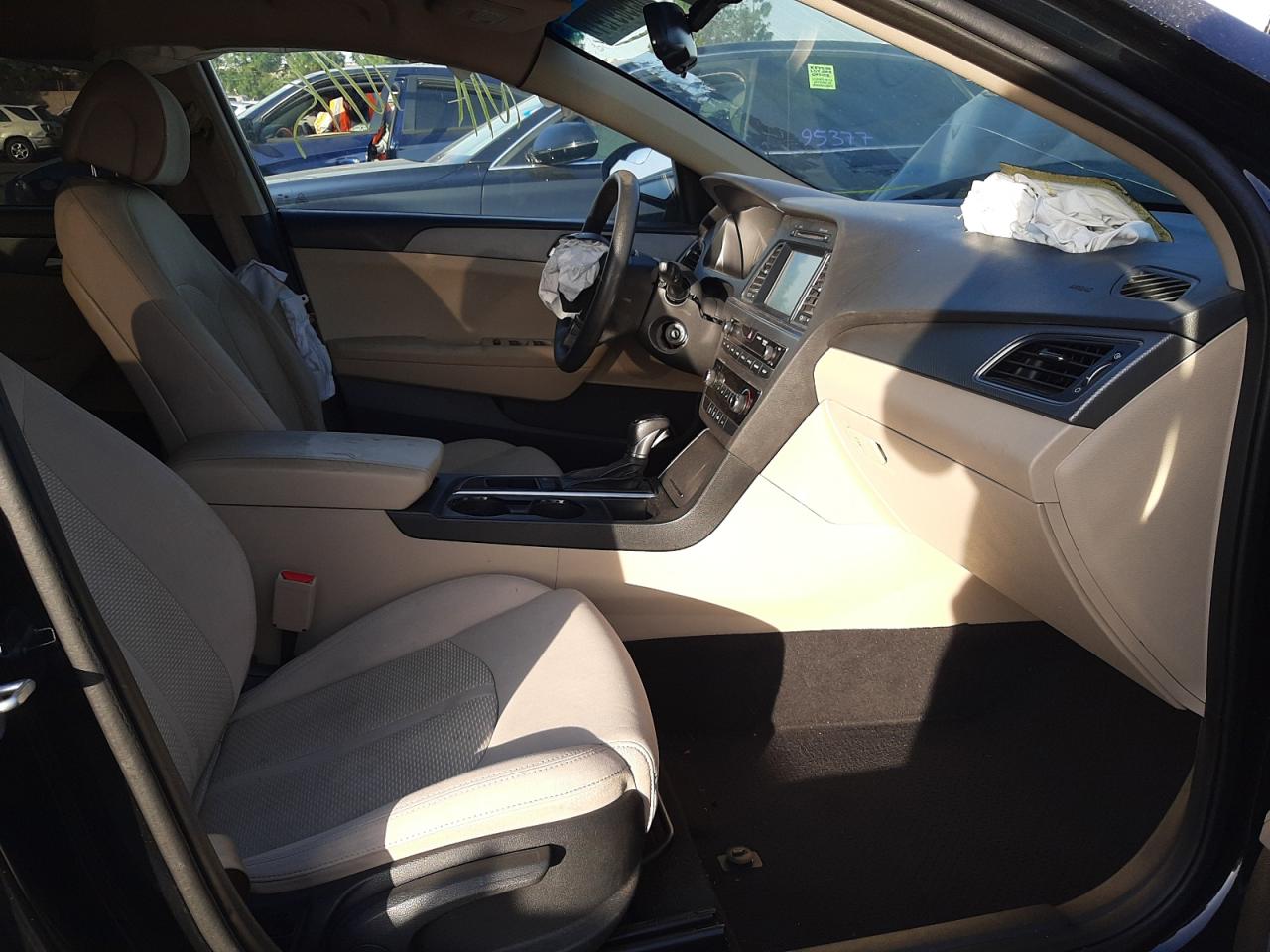 Photo 5 from auction – 2016 HYUNDAI SONATA SE with VIN 5NPE24AF4GH389748
