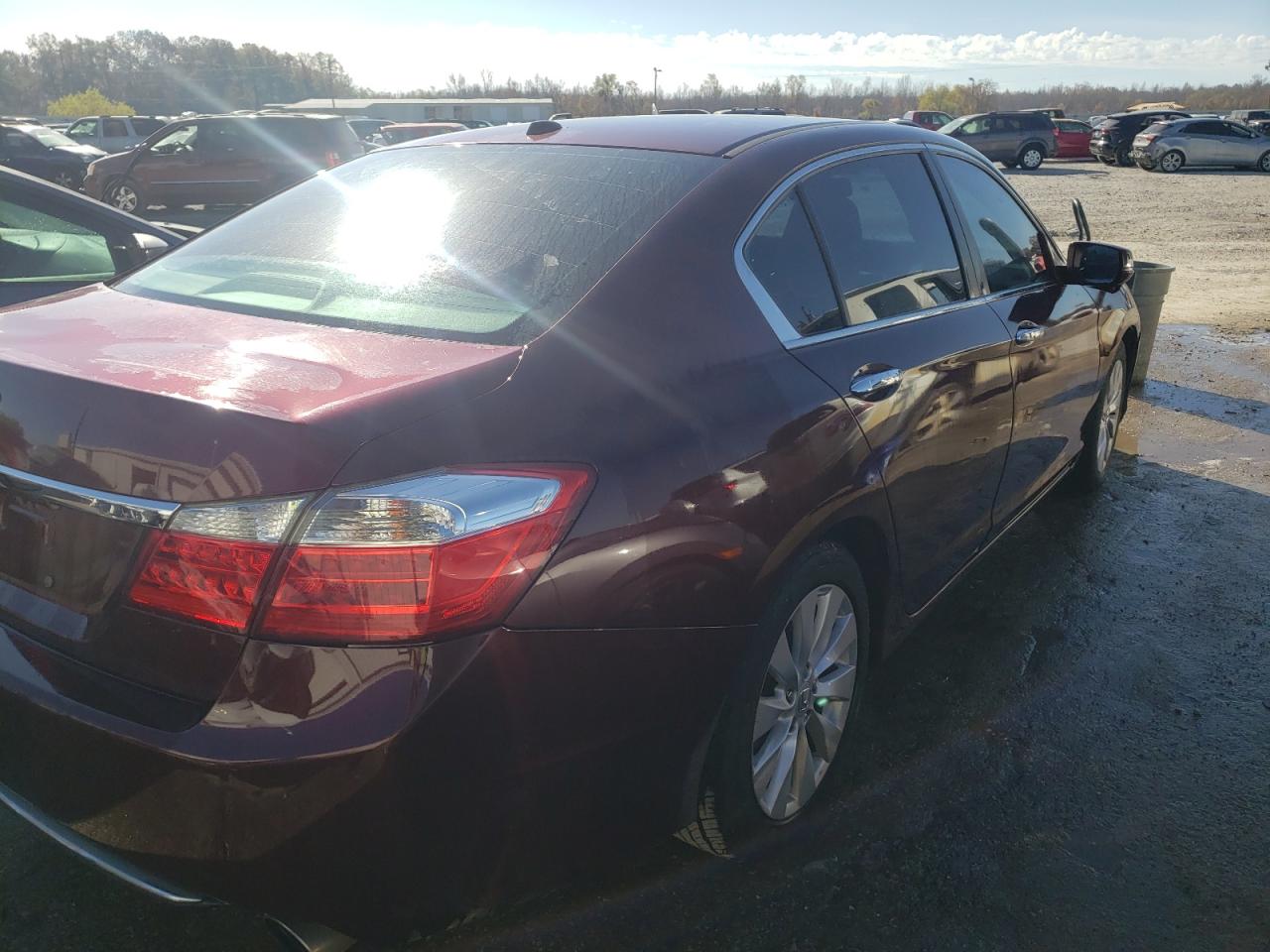 Photo 4 from auction – 2014 HONDA ACCORD EXL with VIN 1HGCR2F8XEA229848