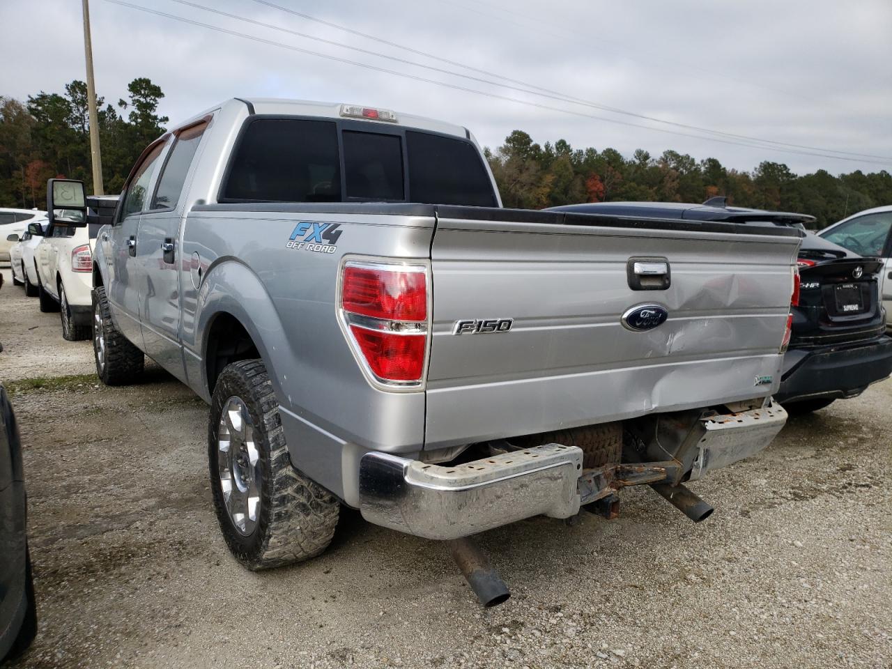Photo 3 from auction – 2010 FORD F150 SUPER with VIN 1FTFW1EV0AKA32679