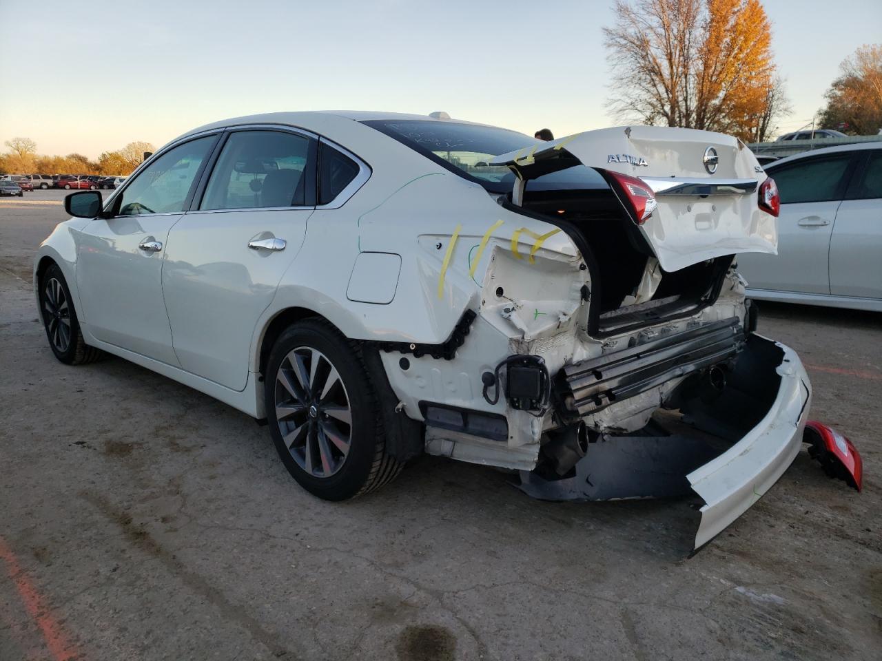 Photo 3 from auction – 2017 NISSAN ALTIMA 2.5 with VIN 1N4AL3AP2HC115207