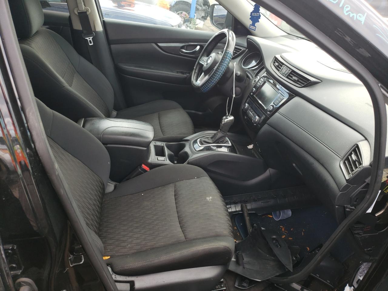 Photo 5 from auction – 2018 NISSAN ROGUE S with VIN 5N1AT2MV2JC752159