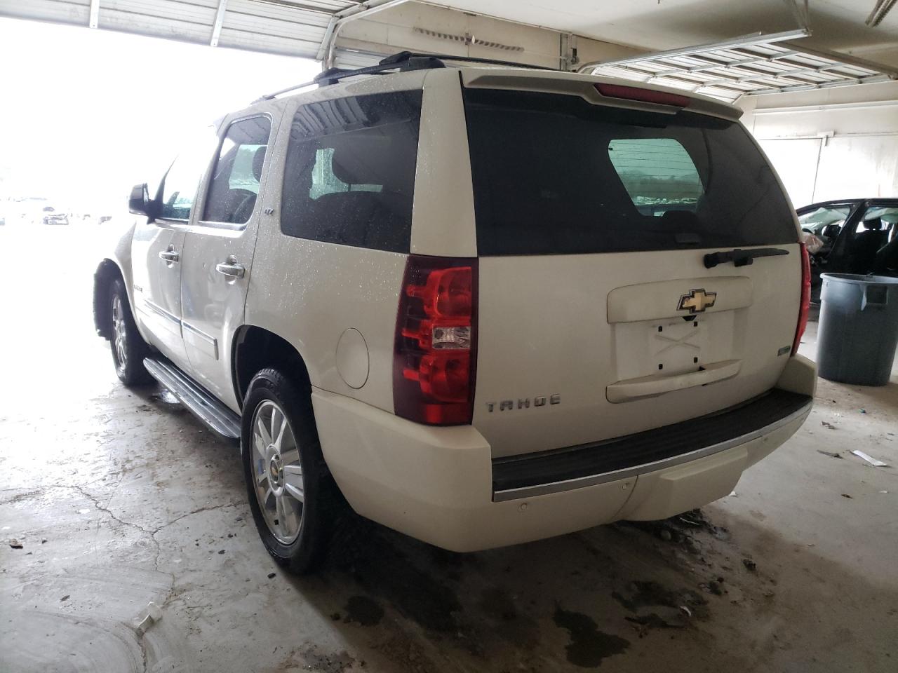 Photo 3 from auction – 2010 CHEVROLET TAHOE C150 with VIN 1GNUCCE03AR289429