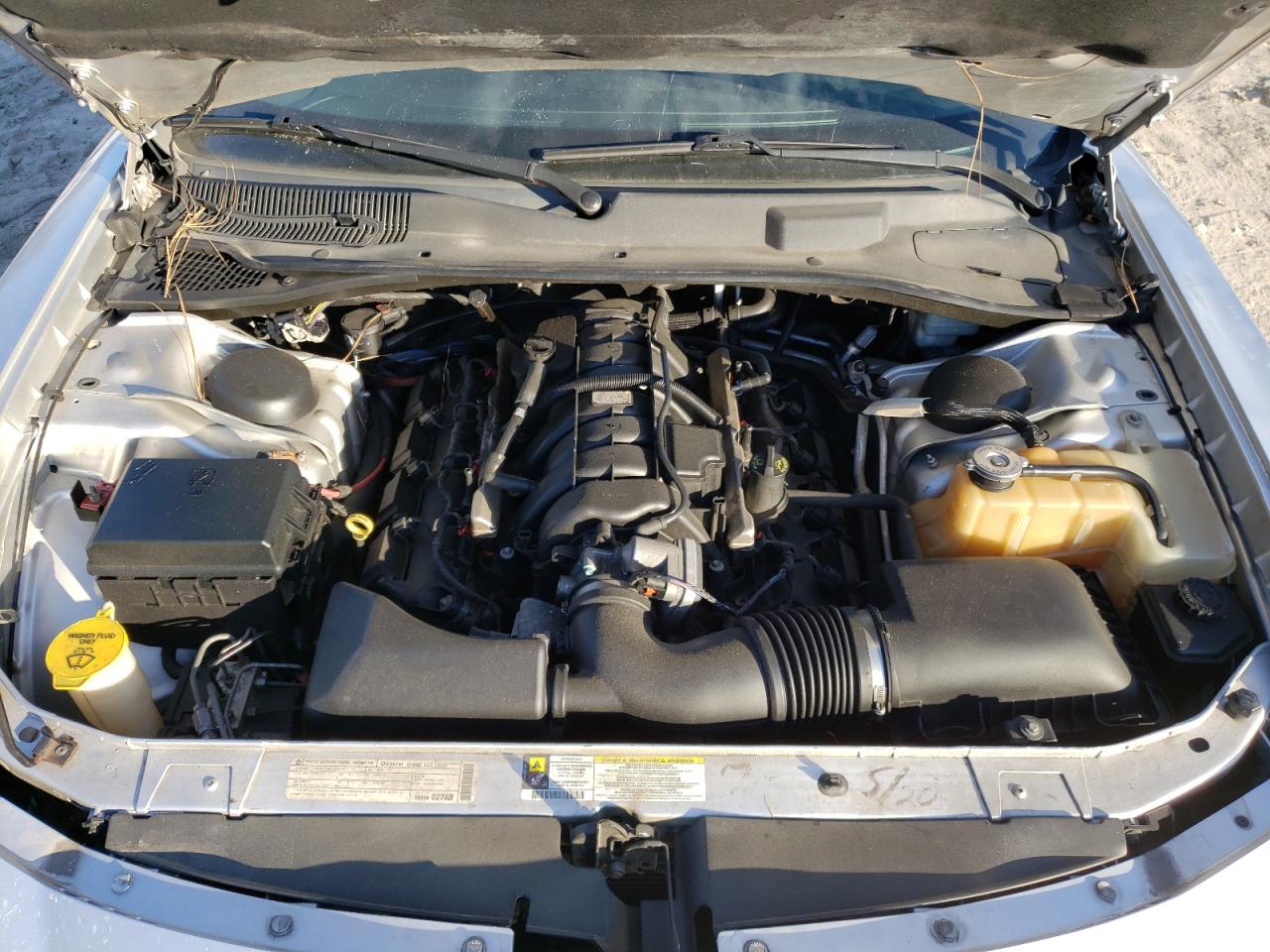 Photo 7 from auction – 2010 DODGE CHARGER with VIN 2B3AA4CT5AH270967