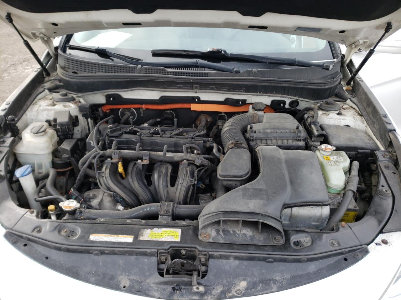Photo 7 from auction – 2012 HYUNDAI SONATA HYB with VIN KMHEC4A47CA043492