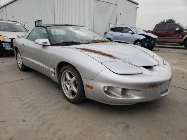 PONTIAC FIREBIRD 2000 with VIN 2G2FS22K8Y2111134 - Photo from auction