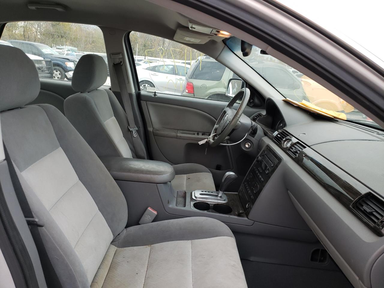 Photo 5 from auction – 2005 MERCURY MONTEGO LU with VIN 1MEFM40145G612519