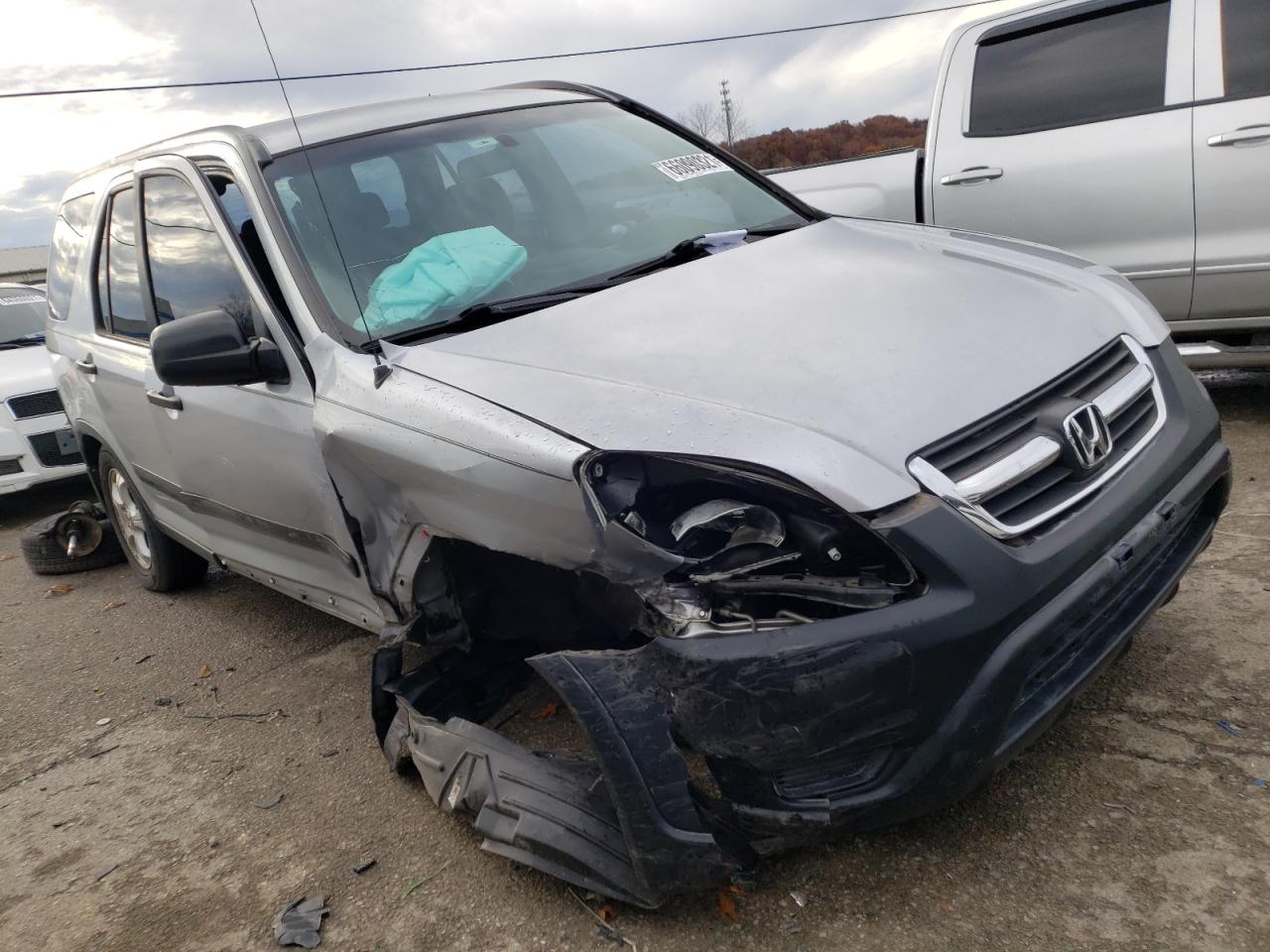 HONDA CR-V LX 2004 with VIN SHSRD68494U209663 - Photo from auction