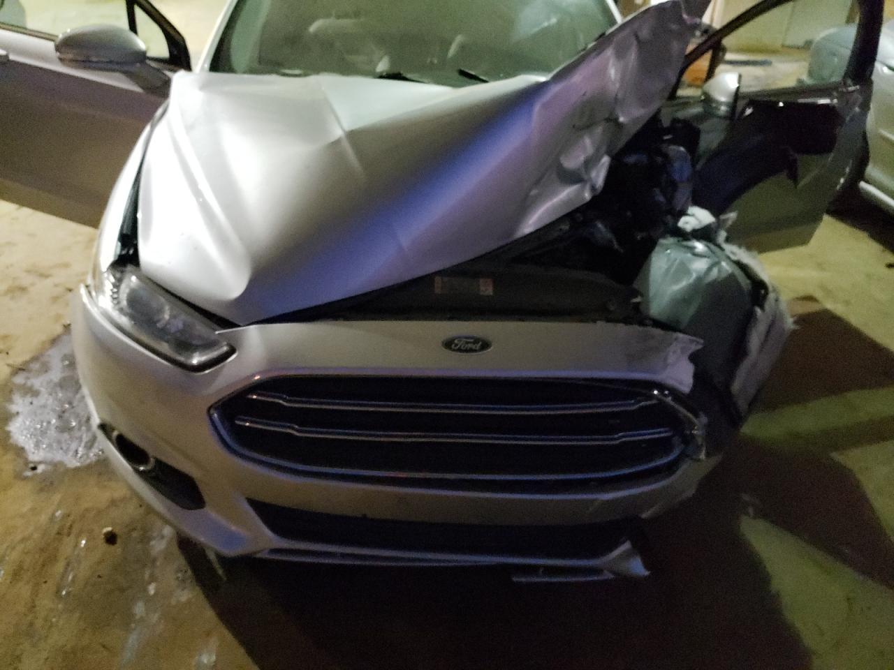 Photo 7 from auction – 2013 FORD FUSION SE with VIN 3FA6P0HR5DR152828