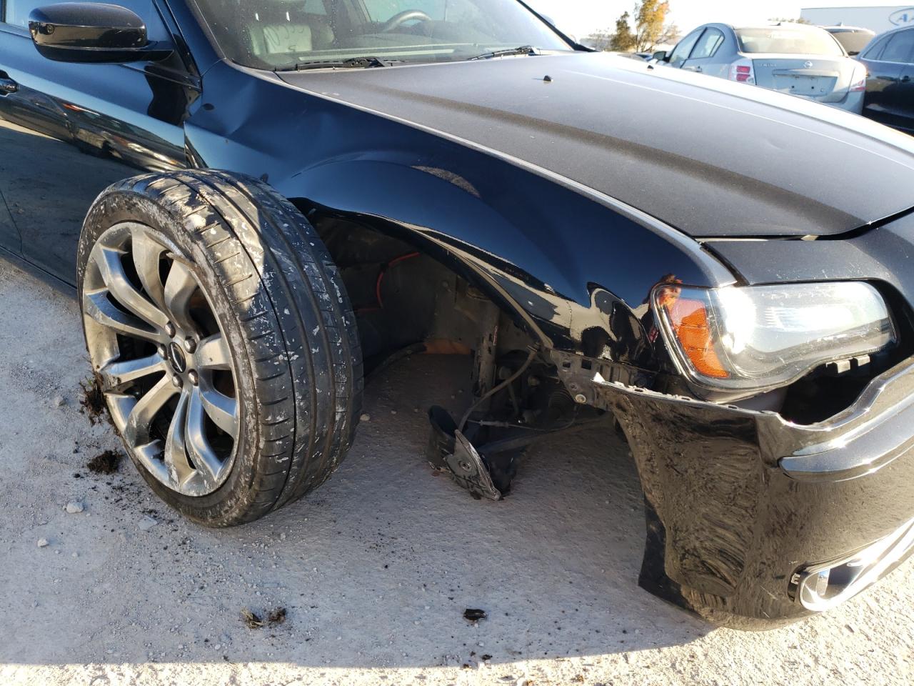 Photo 9 from auction – 2014 CHRYSLER 300 S with VIN 2C3CCABG0EH352135