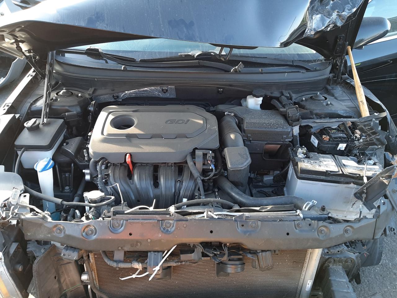 Photo 7 from auction – 2016 HYUNDAI SONATA SE with VIN 5NPE24AF4GH389748