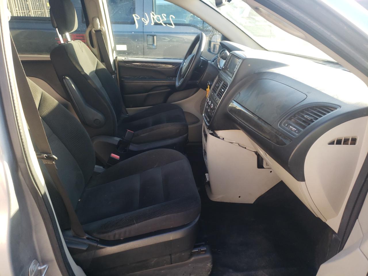 Photo 5 from auction – 2019 DODGE GRAND CARA with VIN 2C4RDGBG6KR623453