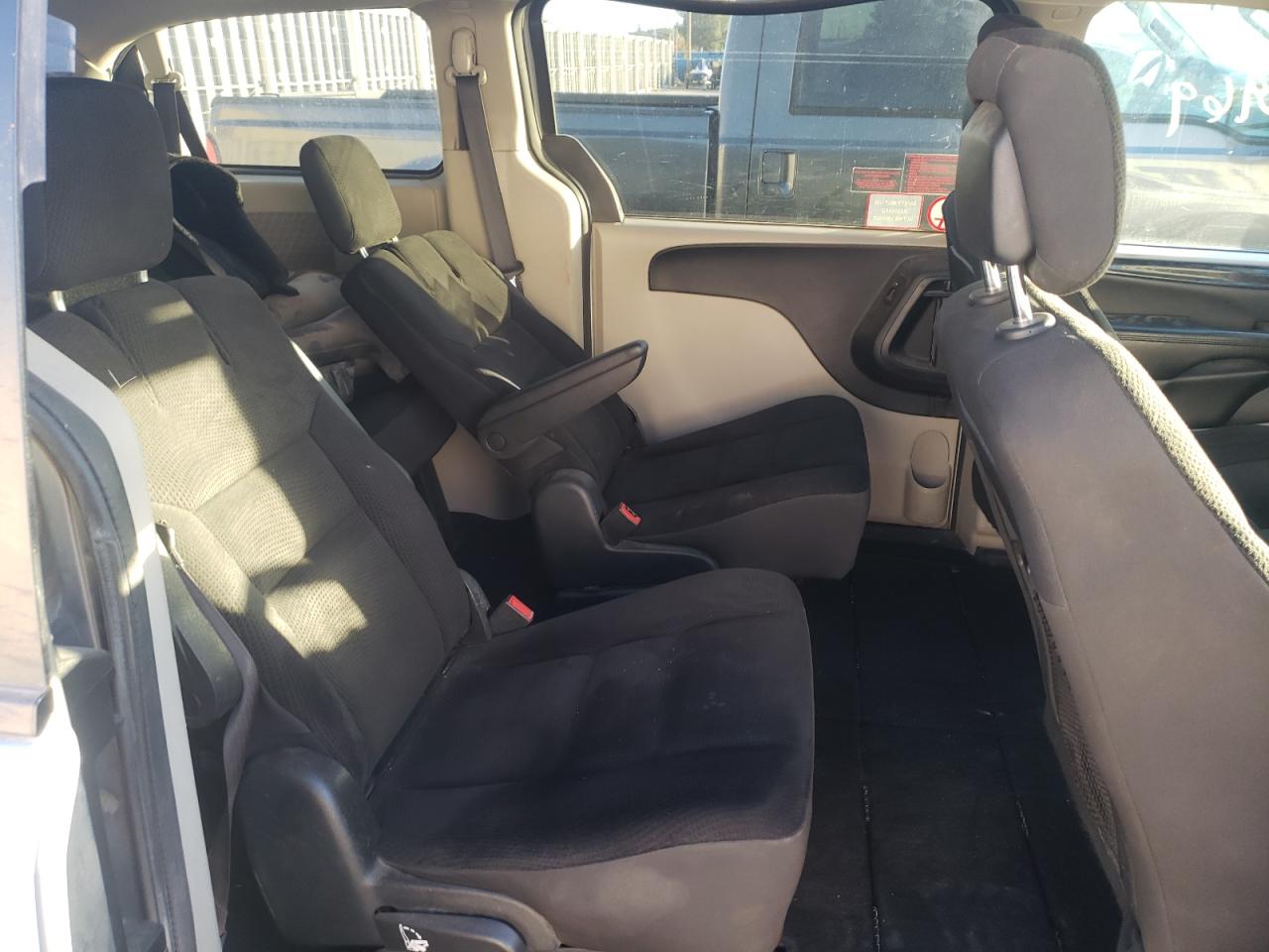 Photo 6 from auction – 2019 DODGE GRAND CARA with VIN 2C4RDGBG6KR623453