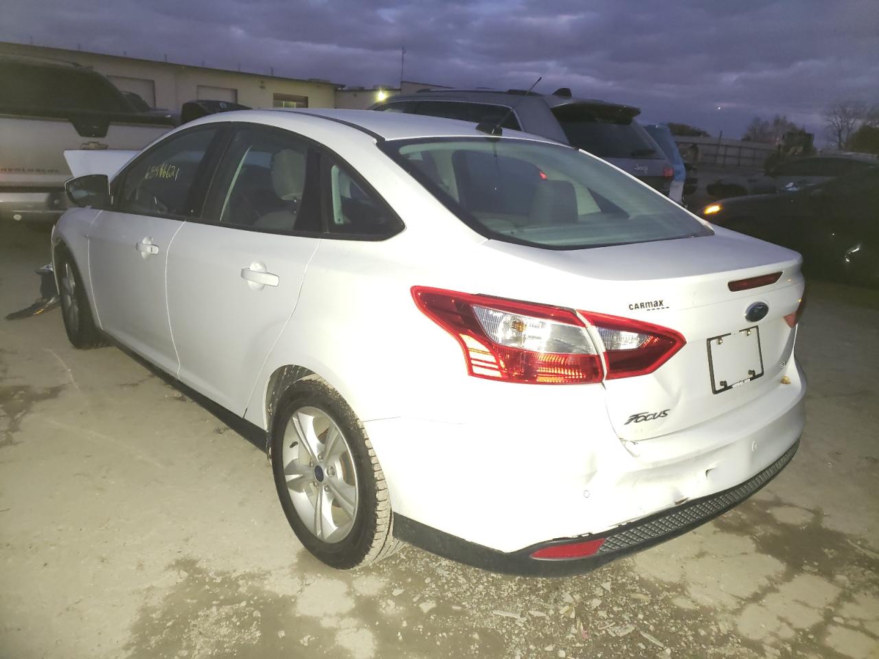 Photo 3 from auction – 2014 FORD FOCUS SE with VIN 1FADP3F20EL434745