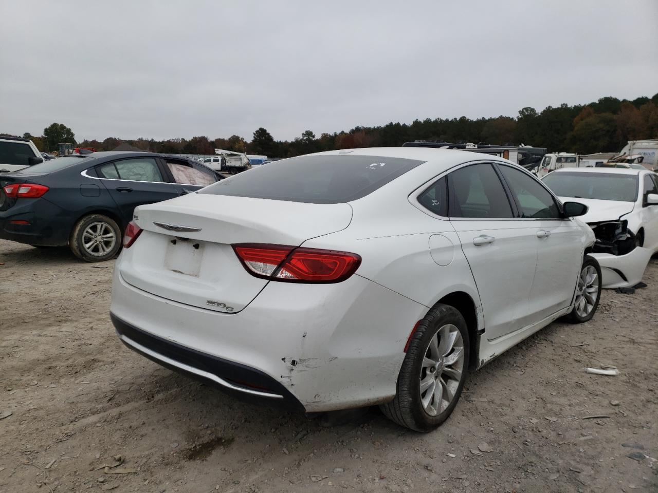 Photo 4 from auction – 2015 CHRYSLER 200 C with VIN 1C3CCCCB7FN563694