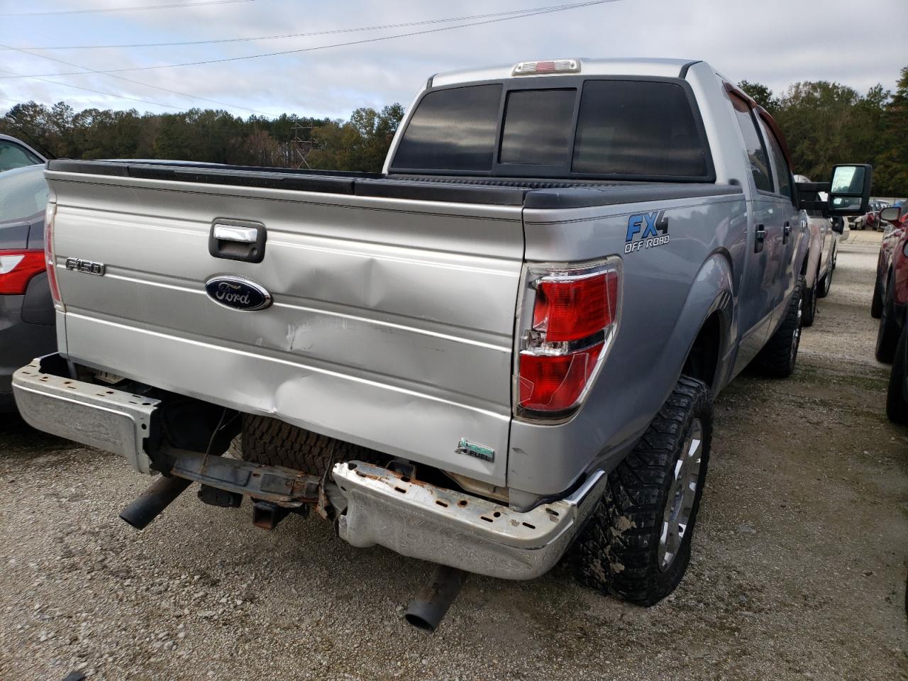 Photo 4 from auction – 2010 FORD F150 SUPER with VIN 1FTFW1EV0AKA32679