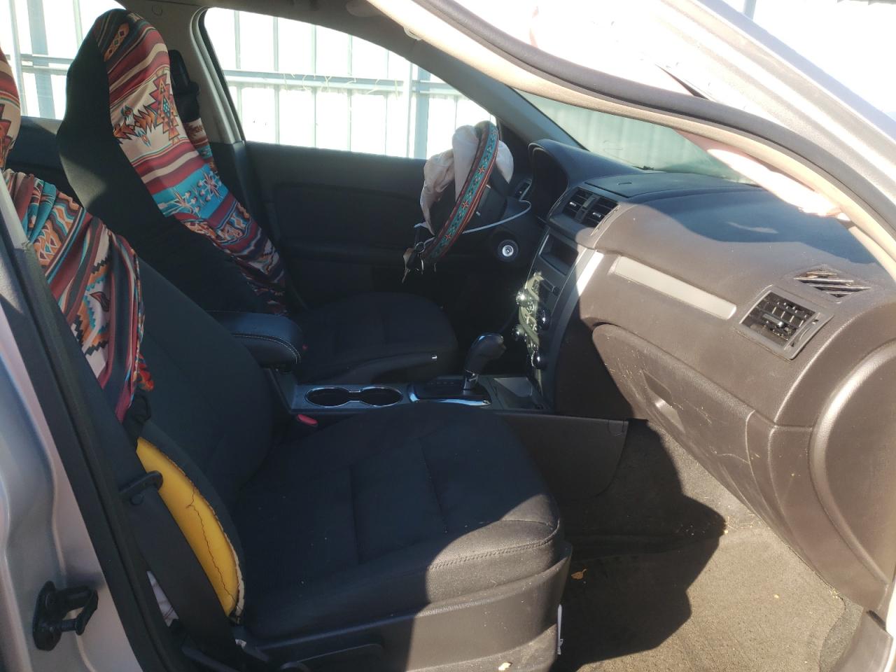 Photo 5 from auction – 2011 FORD FUSION SE with VIN 3FAHP0HAXBR126662