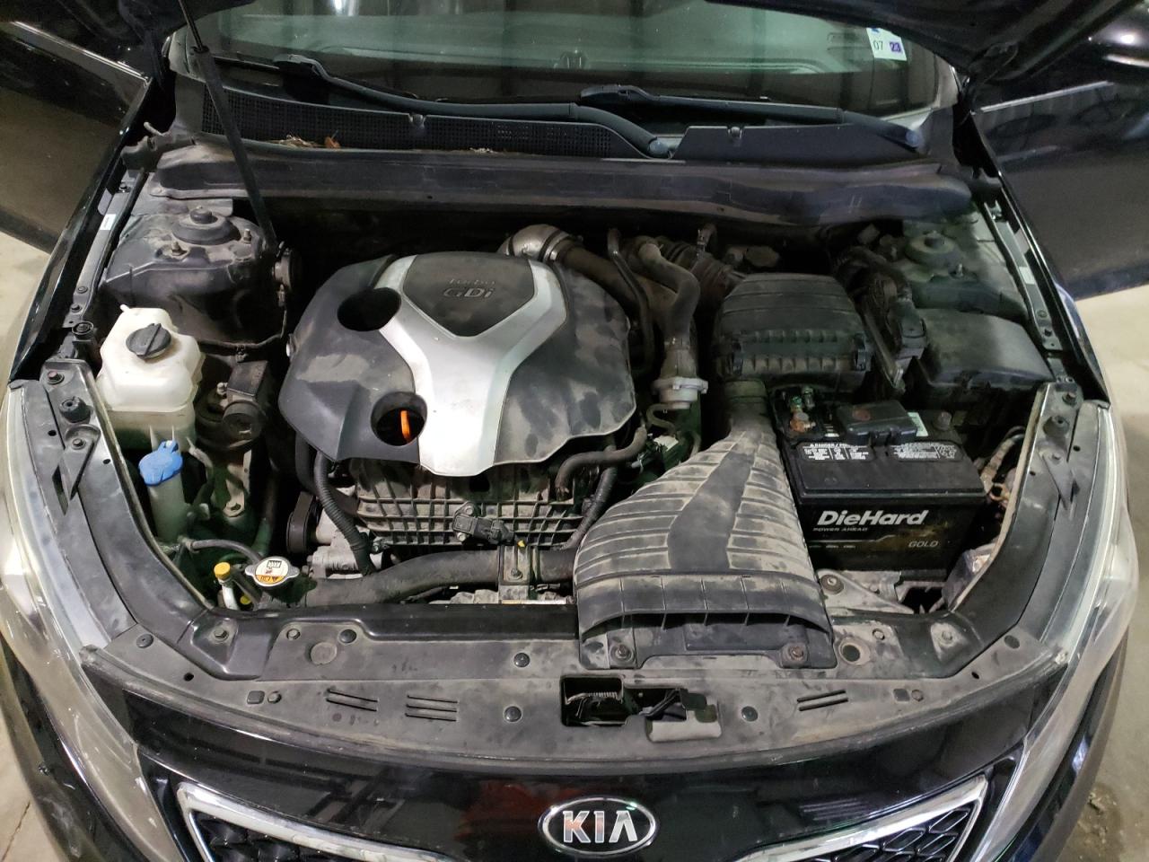 Photo 7 from auction – 2013 KIA OPTIMA SX with VIN 5XXGR4A67DG117142