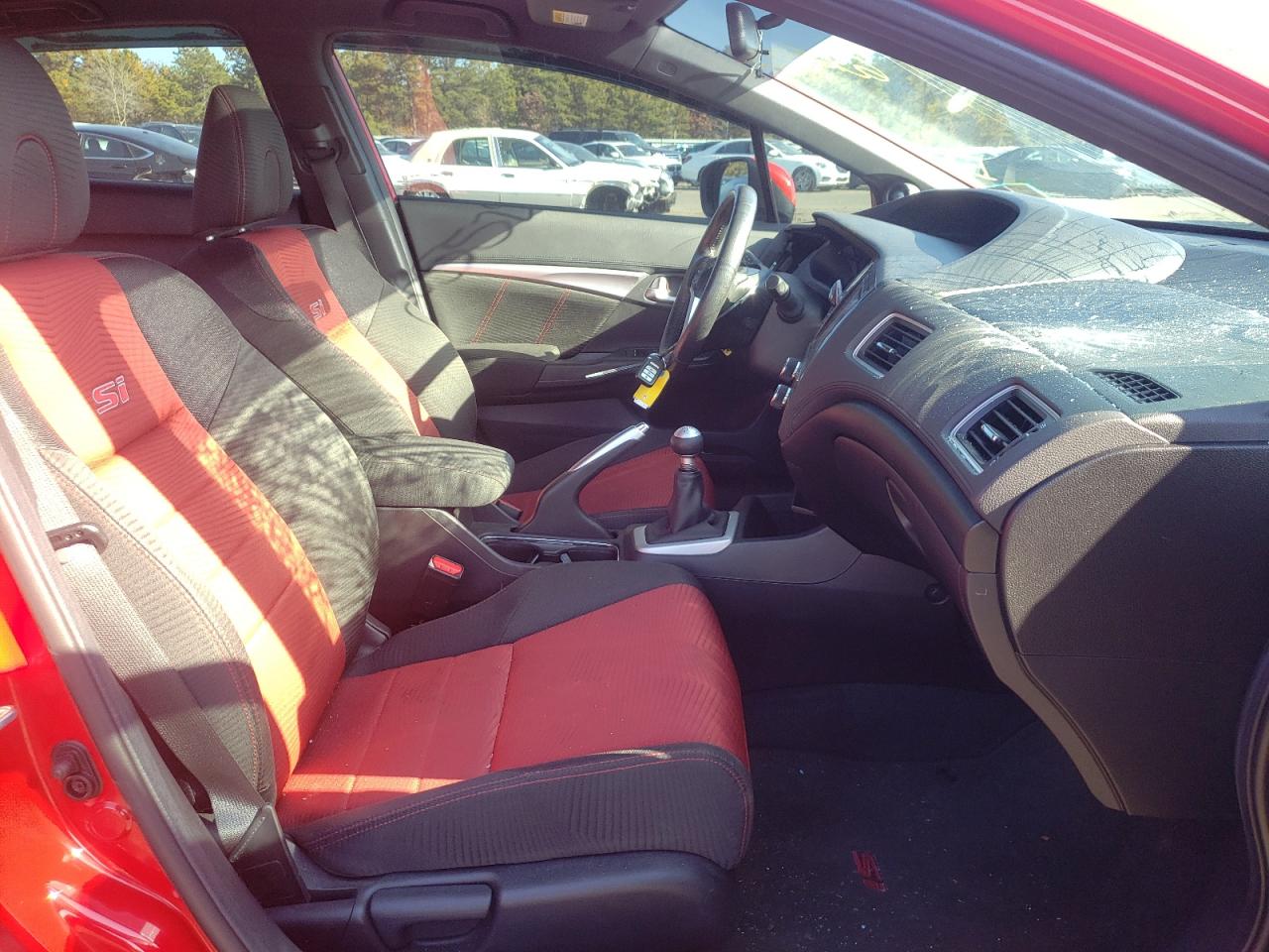 Photo 5 from auction – 2015 HONDA CIVIC SI with VIN 2HGFB6E52FH707411