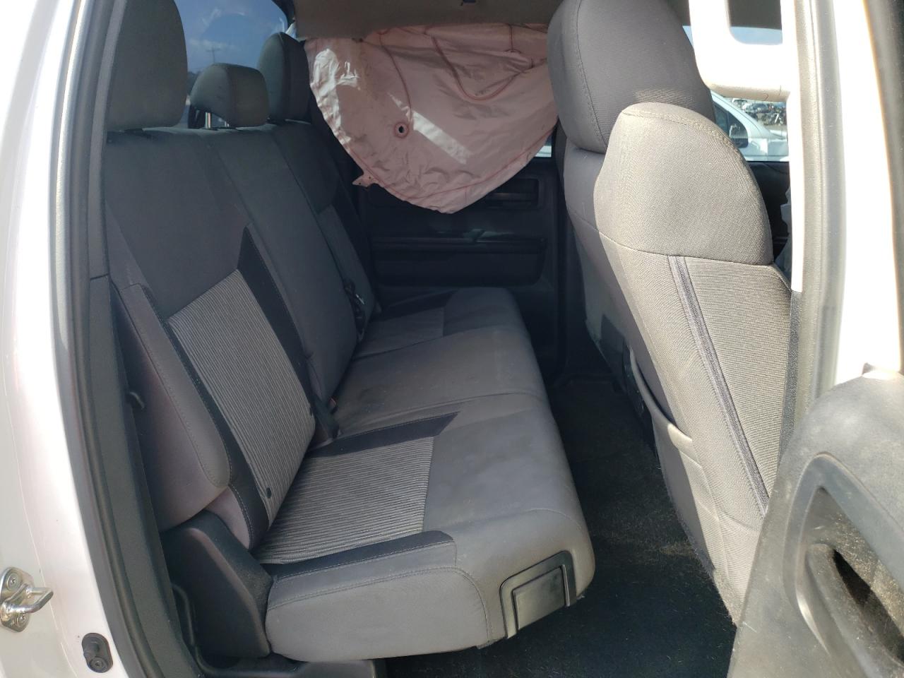 Photo 6 from auction – 2015 TOYOTA TUNDRA DOU with VIN 5TFRM5F17FX091678