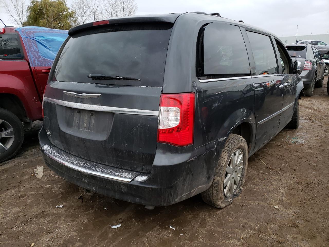 Photo 4 from auction – 2011 CHRYSLER TOWN & COU with VIN 2A4RR8DG5BR784763