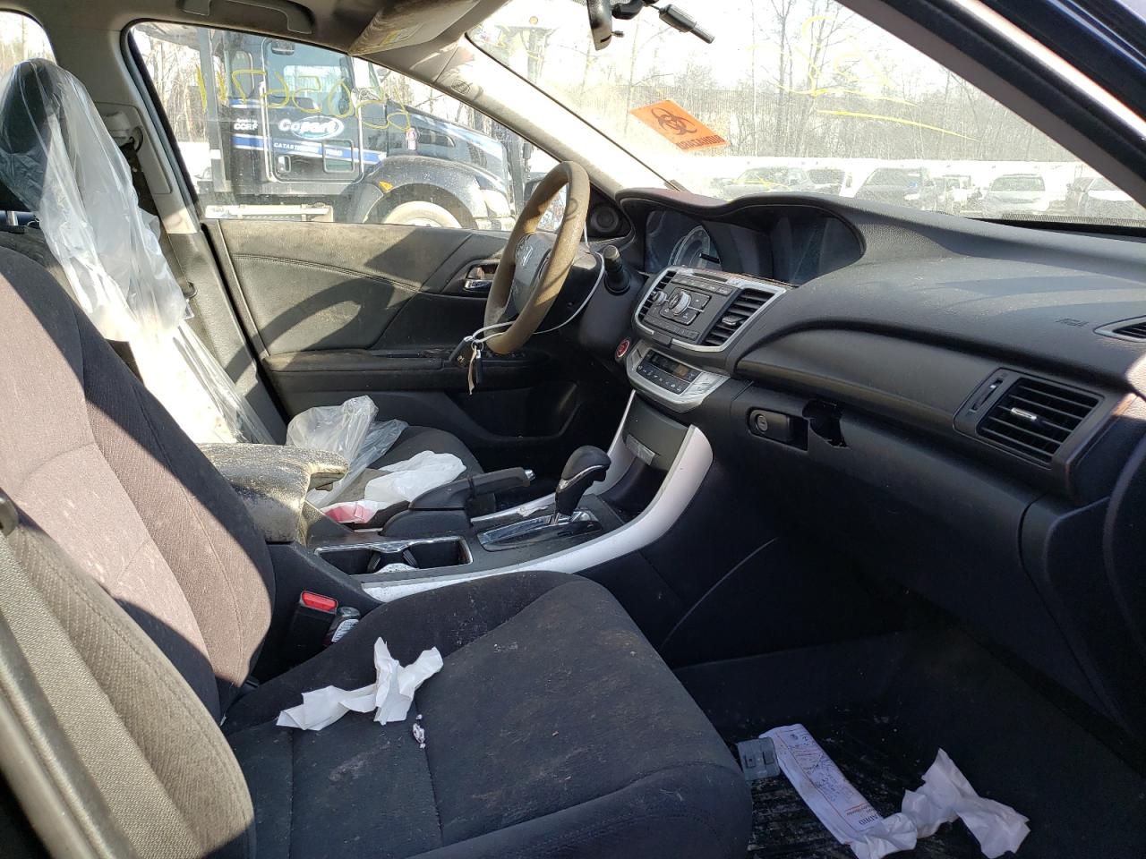Photo 5 from auction – 2015 HONDA ACCORD EX with VIN 1HGCR2F79FA268939