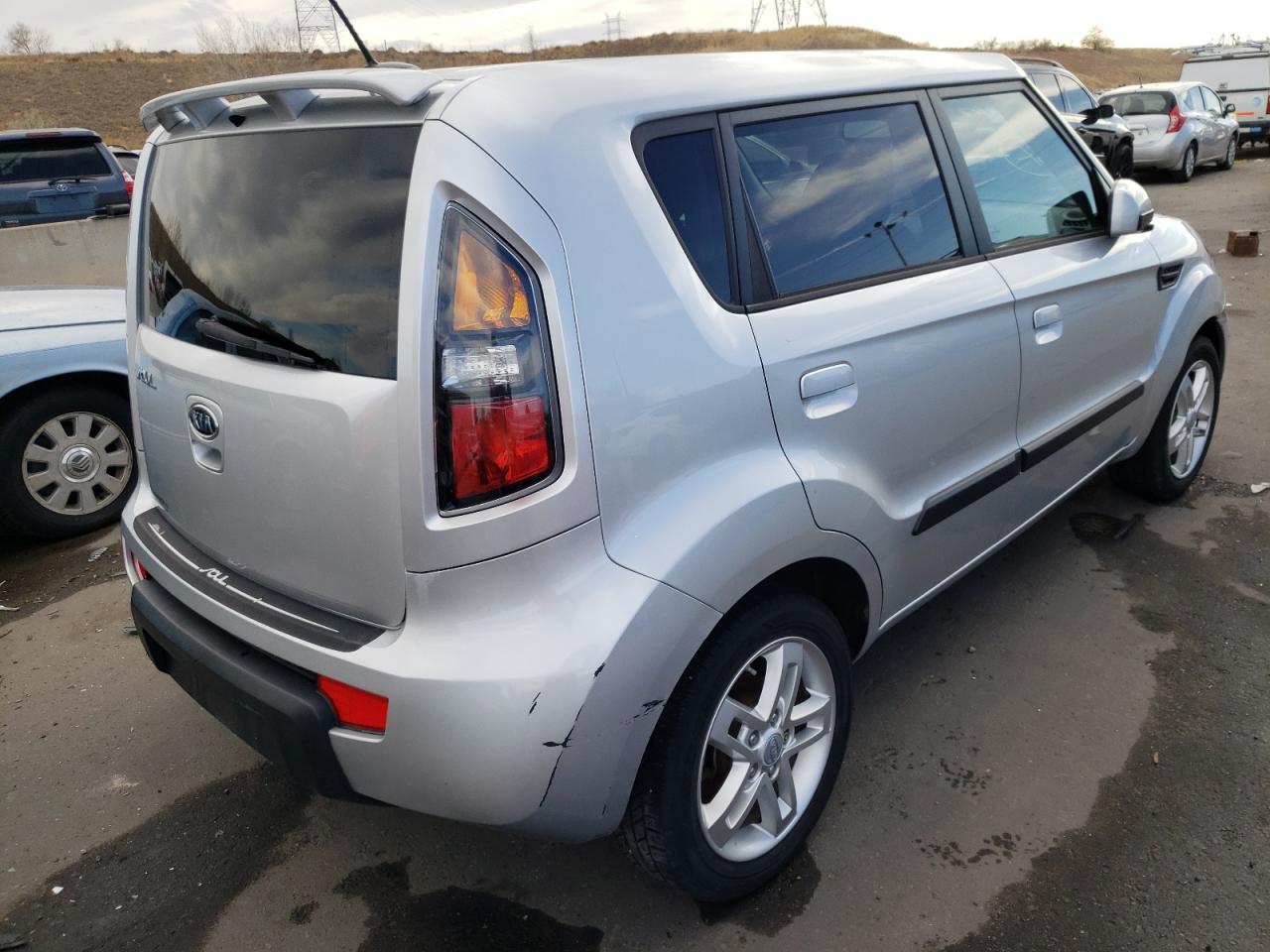 Photo 4 from auction – 2010 KIA SOUL + with VIN KNDJT2A25A7179748