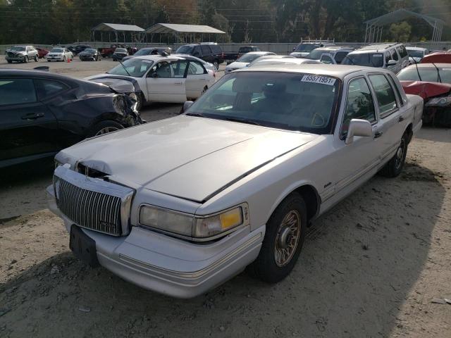 Photo 2 from auction – 1997 LINCOLN TOWN CAR E with VIN 1LNLM81W5VY740442