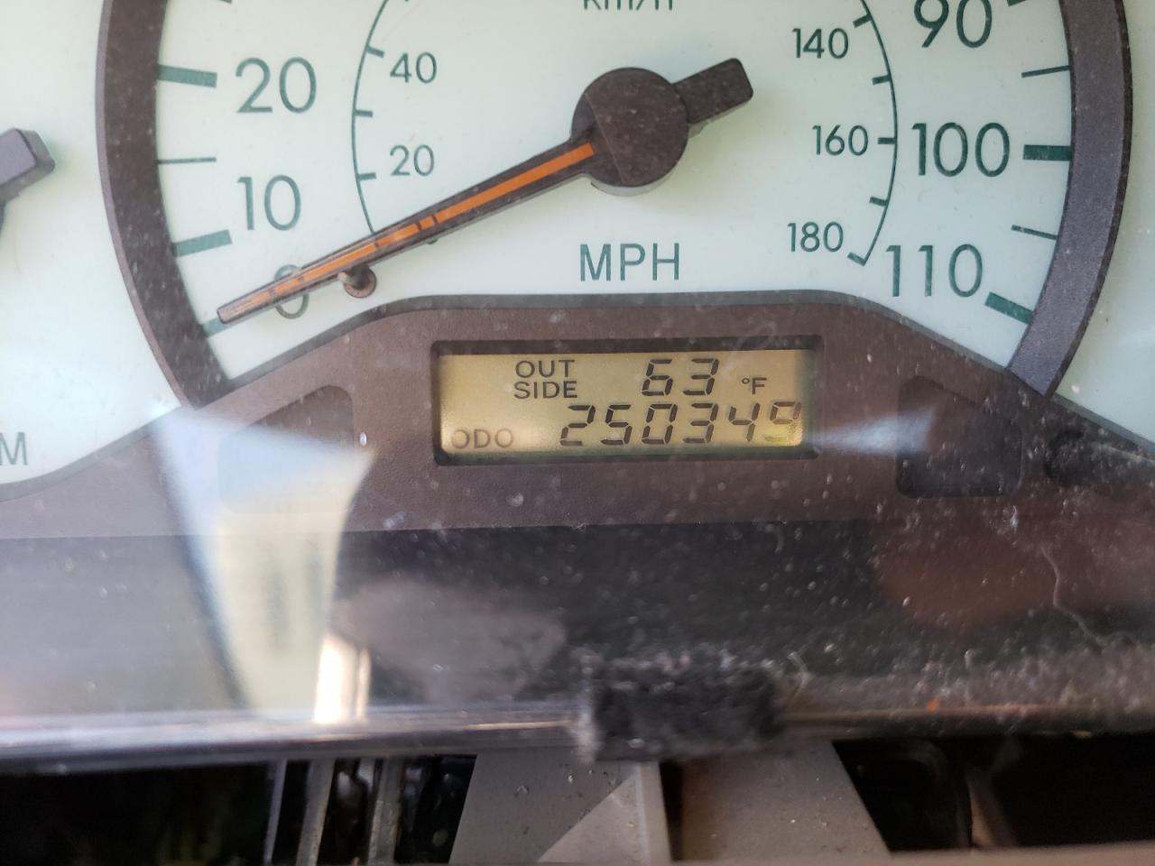 Photo 8 from auction – 2004 TOYOTA COROLLA CE with VIN 2T1BR38E24C271055