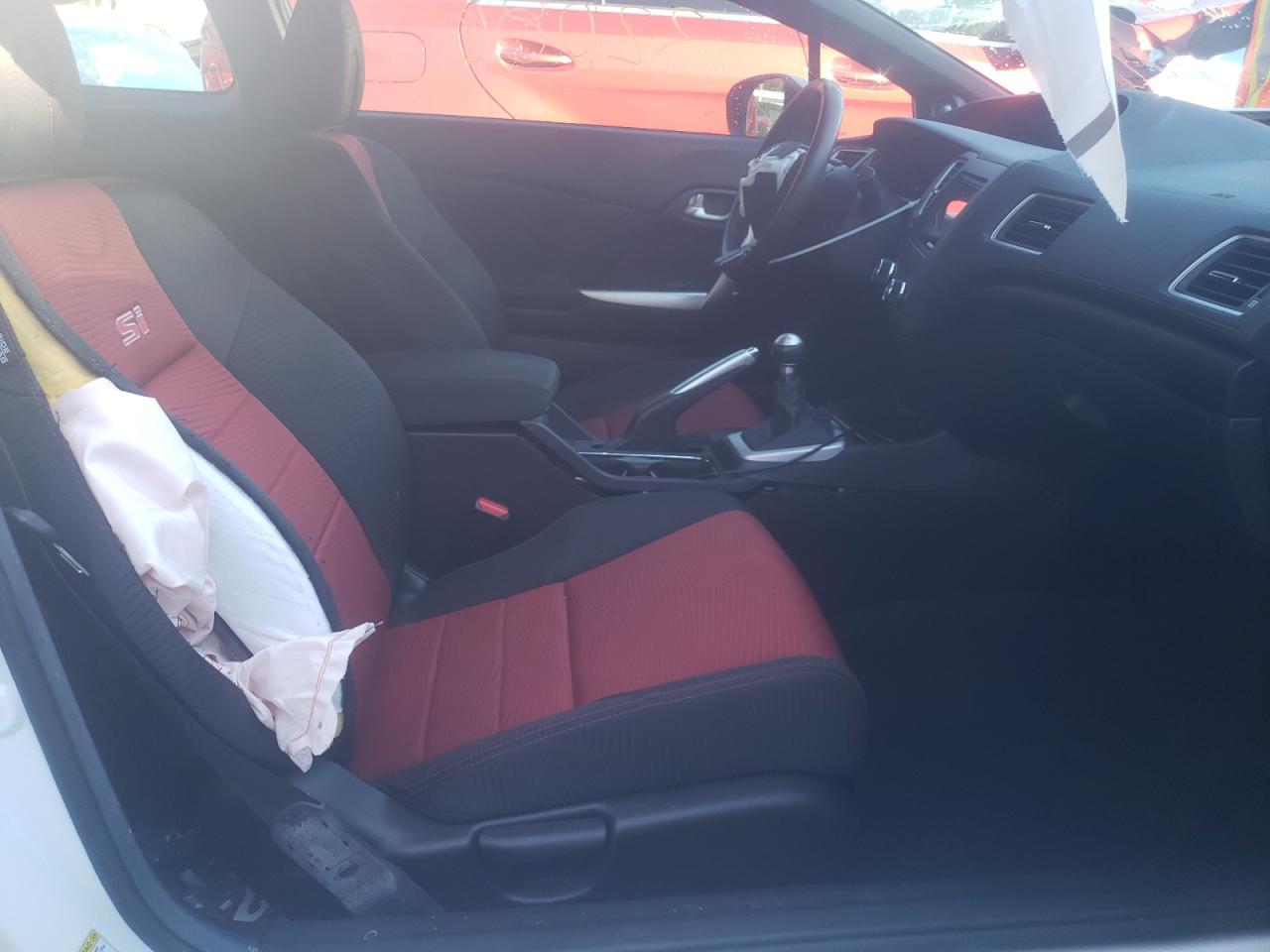 Photo 5 from auction – 2015 HONDA CIVIC SI with VIN 2HGFG4A58FH705674