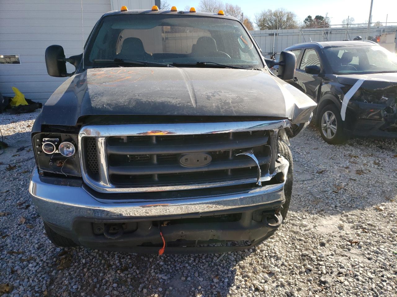 Photo 7 from auction – 2004 FORD F-350 with VIN 1FTWW33P44ED78902