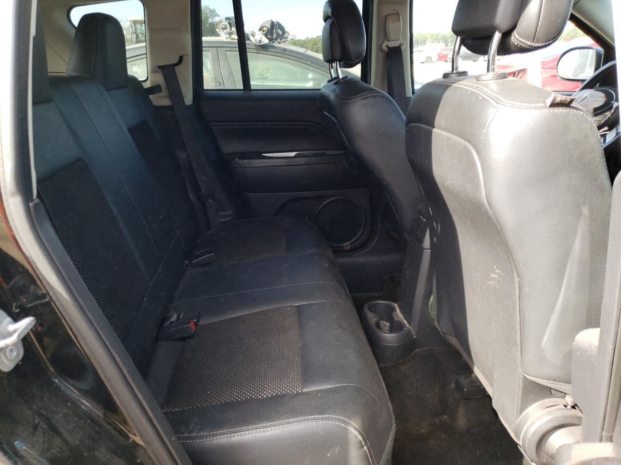 Photo 6 from auction – 2016 JEEP COMPASS LA with VIN 1C4NJCEA4GD665721