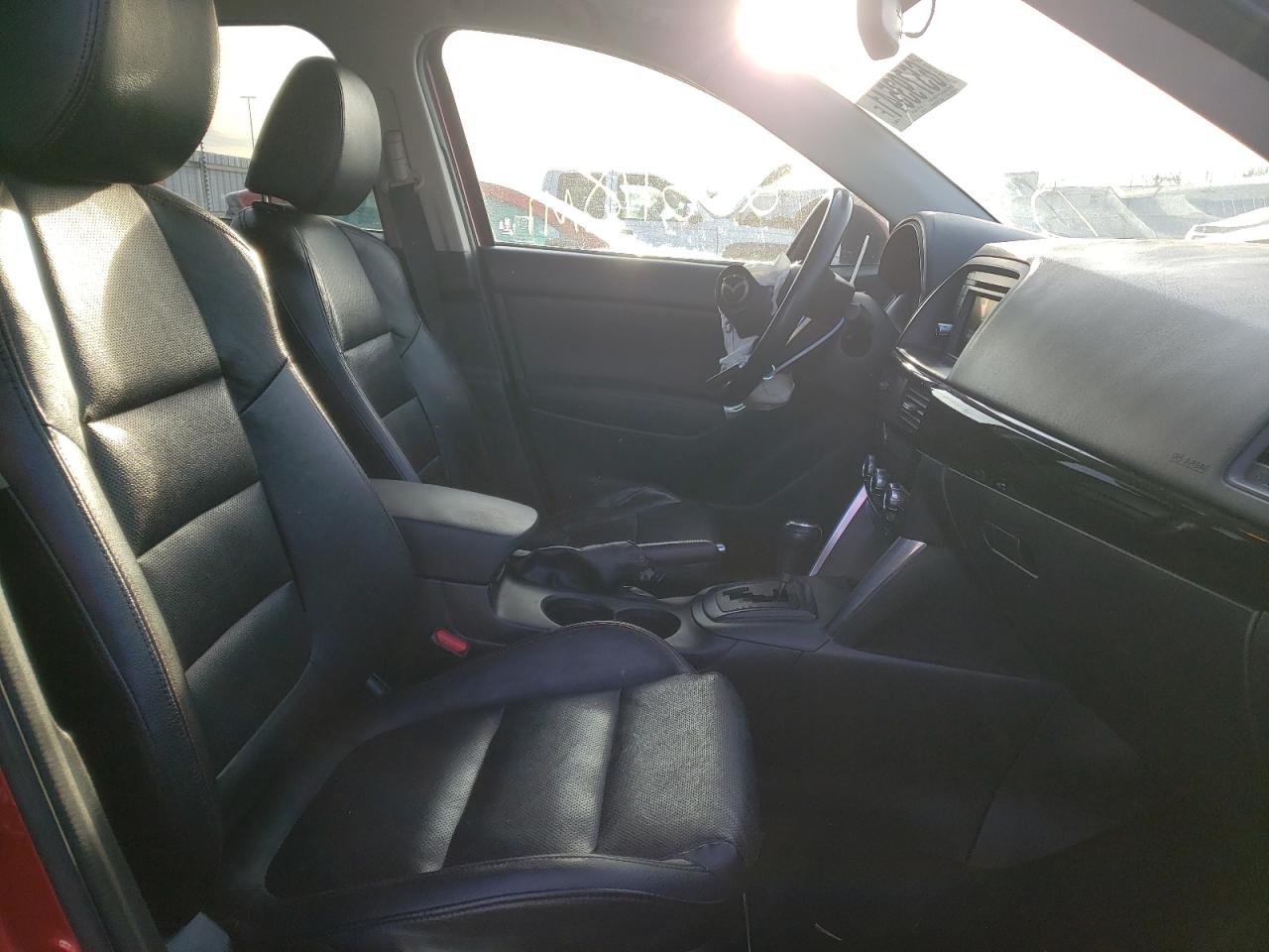 Photo 5 from auction – 2013 MAZDA CX-5 GT with VIN JM3KE2DEXD0101734