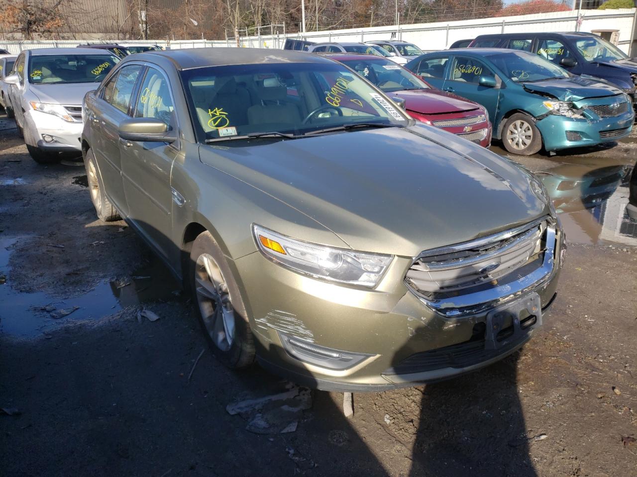FORD TAURUS SEL 2013 with VIN 1FAHP2E80DG100546 - Photo from auction