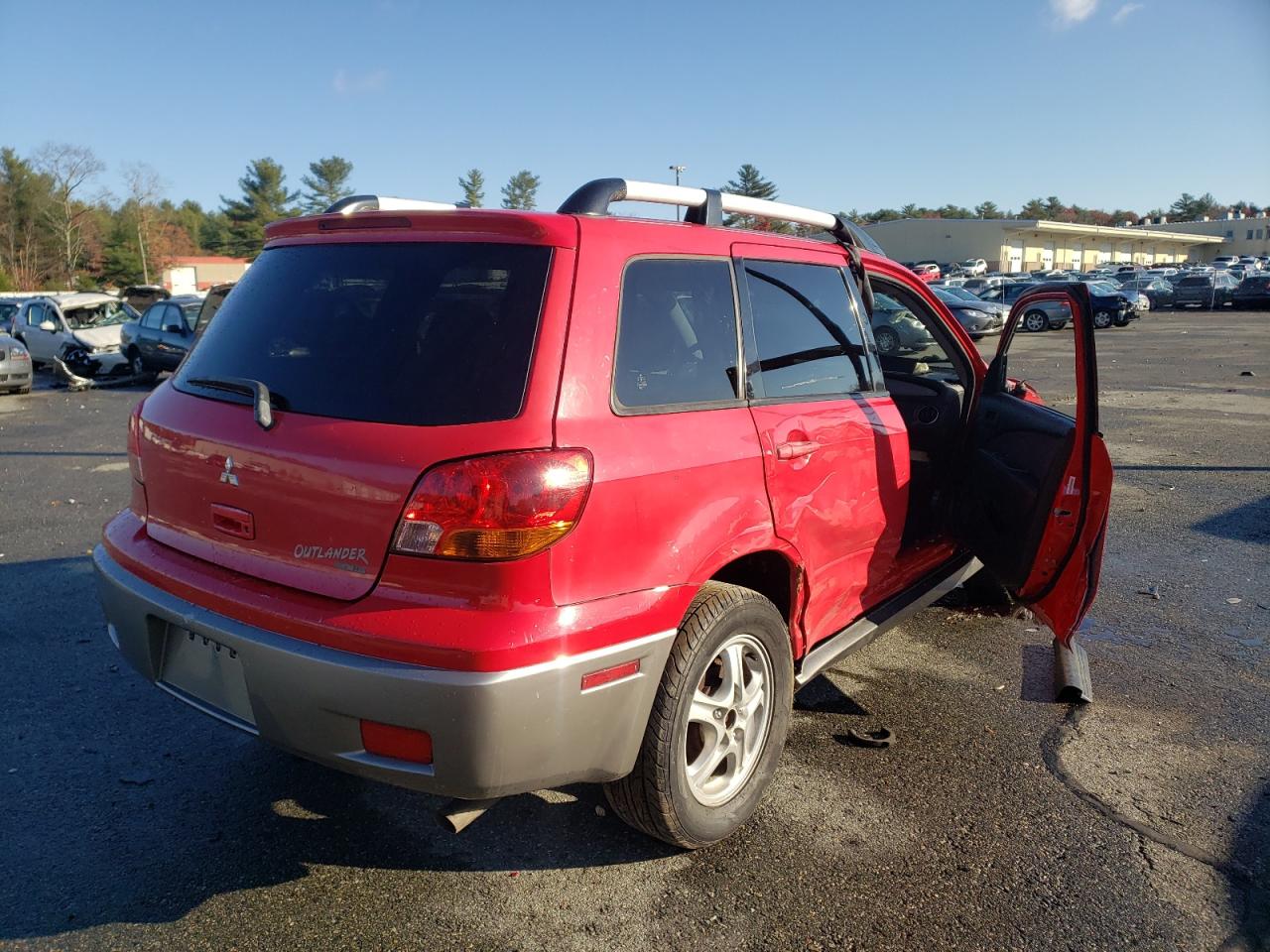 Photo 4 from auction – 2004 MITSUBISHI OUTLANDER with VIN JA4LZ31F14U062961