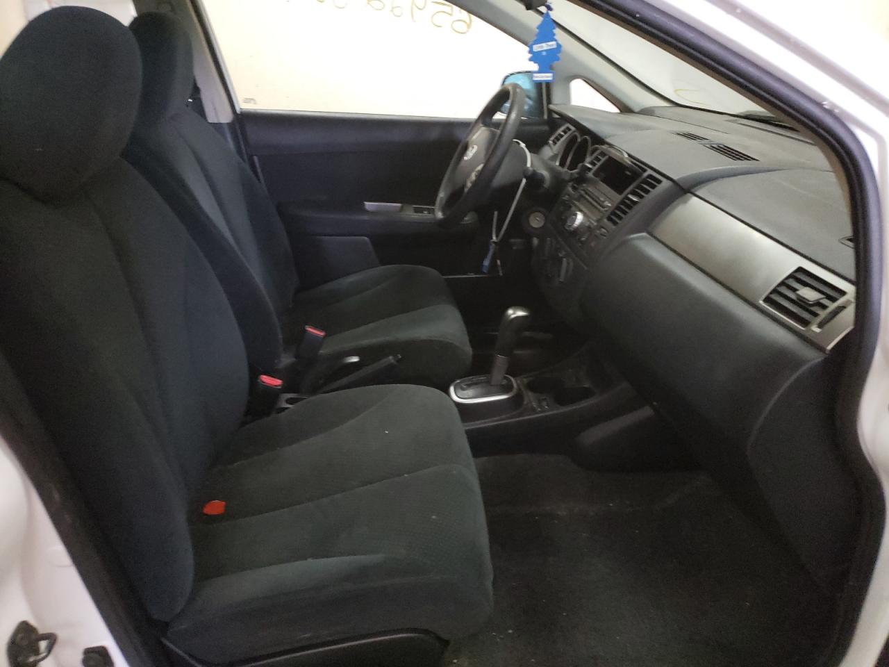 Photo 5 from auction – 2011 NISSAN VERSA S with VIN 3N1BC1AP7BL455082