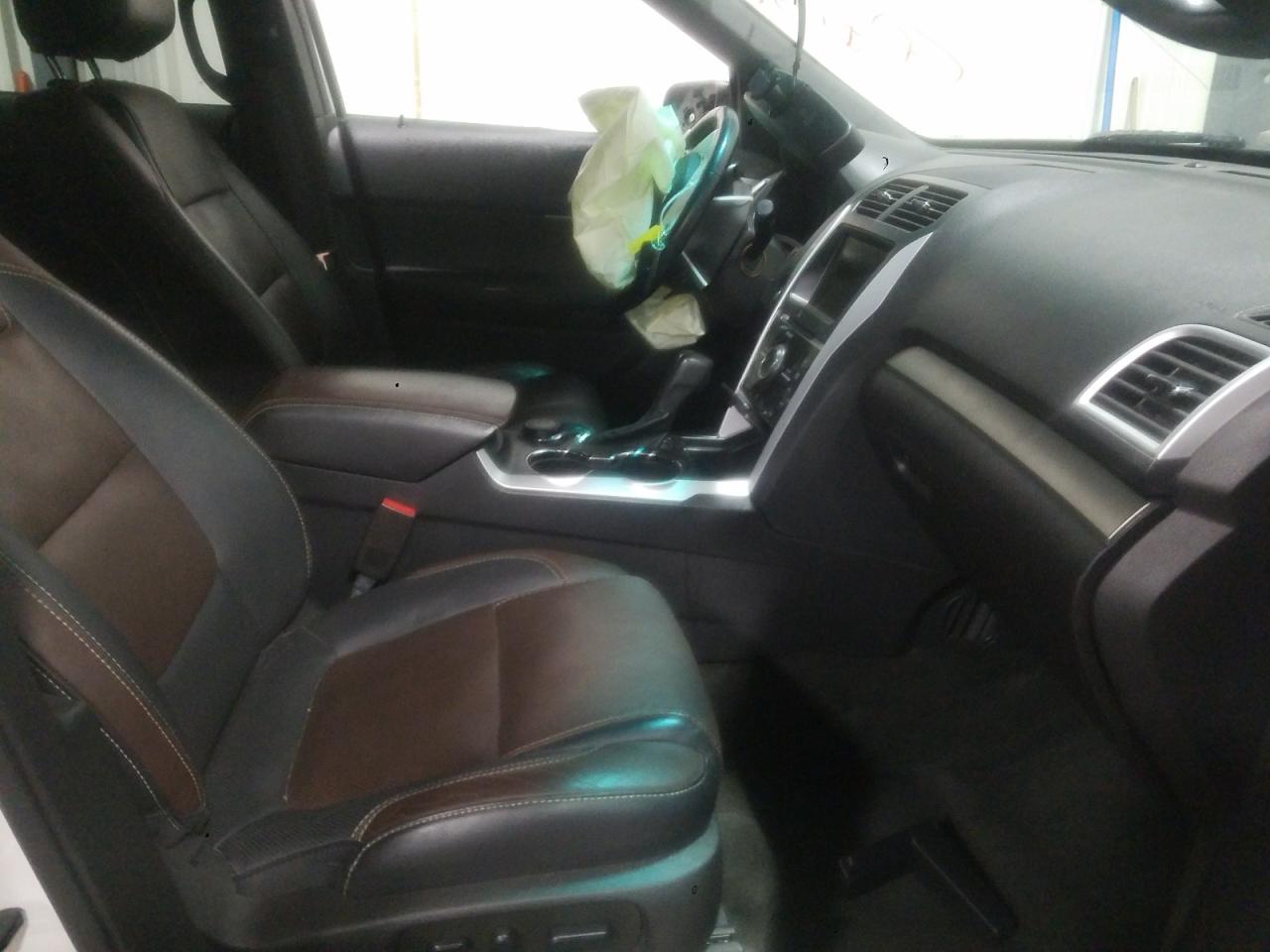 Photo 5 from auction – 2015 FORD EXPLORER S with VIN 1FM5K8GT9FGB39988